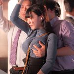 巨乳グラドルはやはり痴●に狙われやすいらしい 紫堂るい