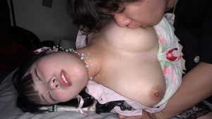強●クスリ漬け トー横地雷系女子を拉致って首絞めビンタイラマ折●！！ビチョ濡れ潮吹きガンギマリ堕ち！ すずめゆら