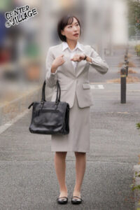人妻OL通勤電車で辱められた日々 古村えりか