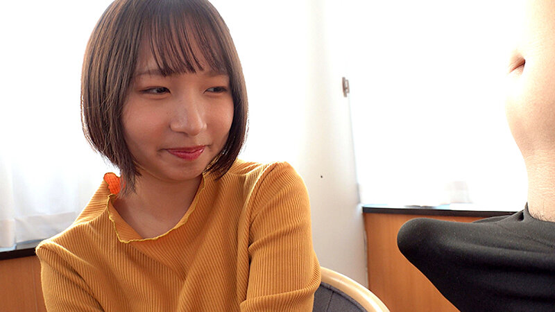 ムッツリスケベな素人娘限定!!男のフル勃起したチ●ポを10分間見せつけられ、パンティを濡らさなかったら賞金!ただし少しでも染みが付いてたら中出しSEX罰ゲーム!!