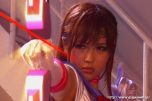 ヒロイン魔装 セーラープリースト 立花さや