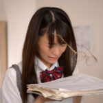 メガネを奪われてほぼ盲目な文学女子の幼馴染が運動部の部室で中出し輪●されて何もできなかった陰キャの僕。 東條なつ